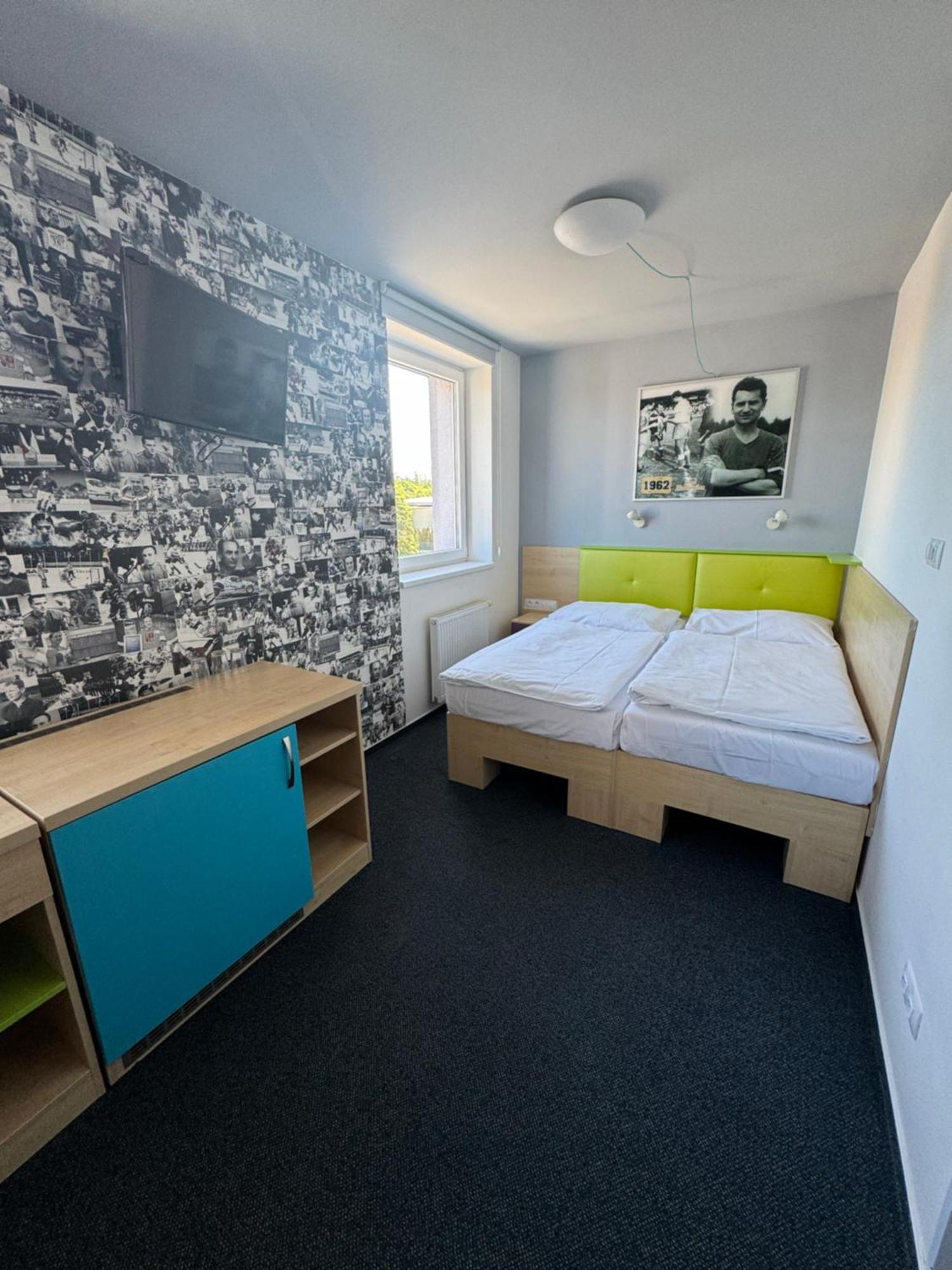 Sport Hotel Sletiste Kladno Exterior photo